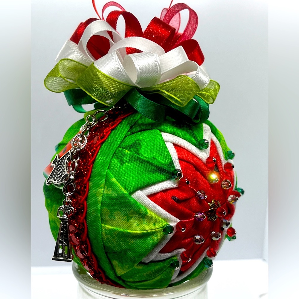 No-Sew Quilted Ornaments